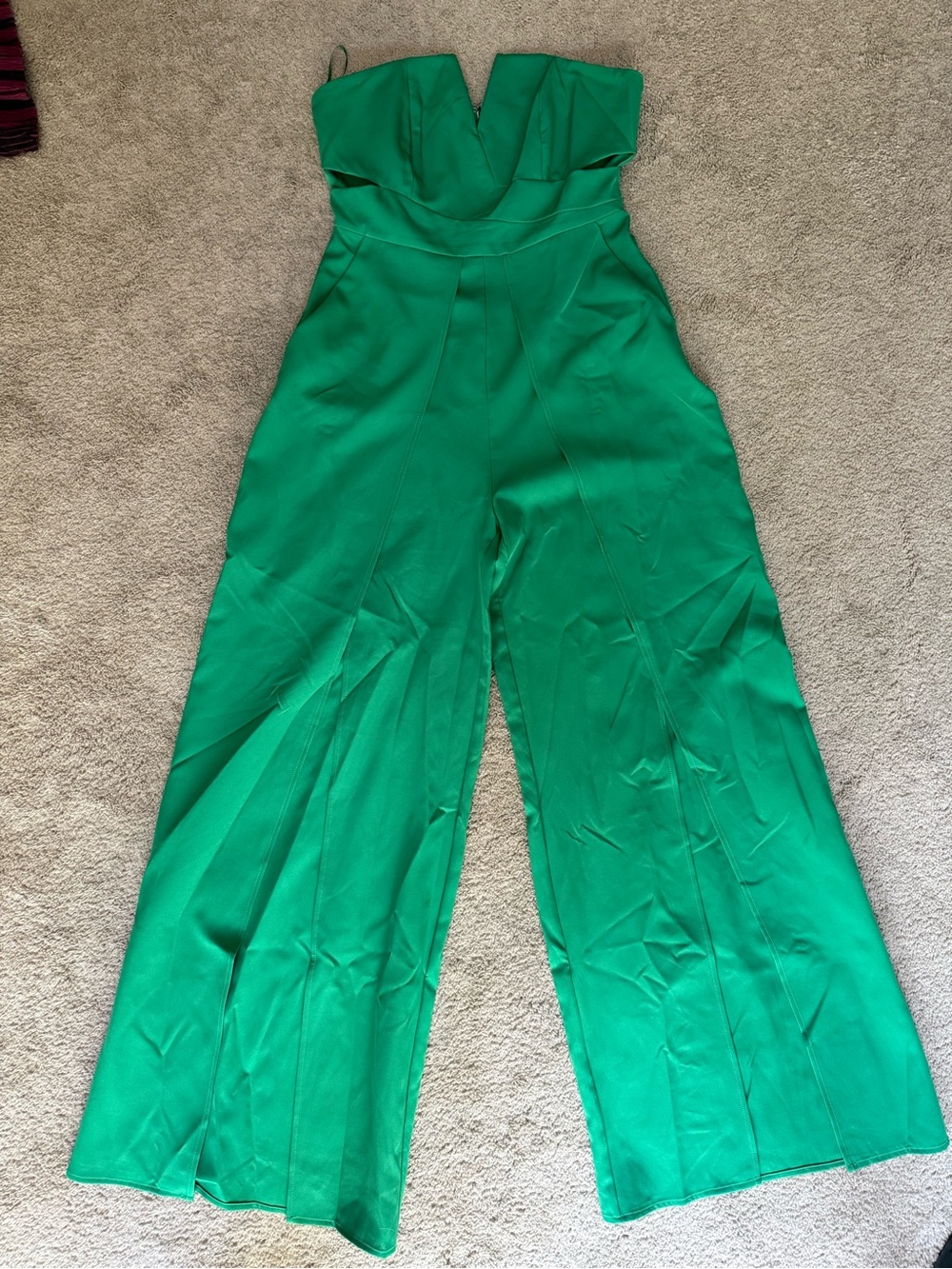 Luxxel Strapless Emerald Green Wide-Leg Jumpsuit